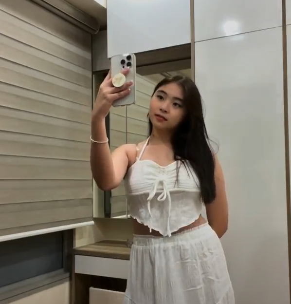 TIFFLYNN  X POPSOCKETS SINGAPORE