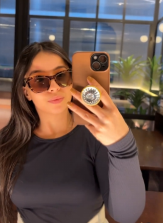 QUEEN__INDA X POPSOCKETS MALAYSIA